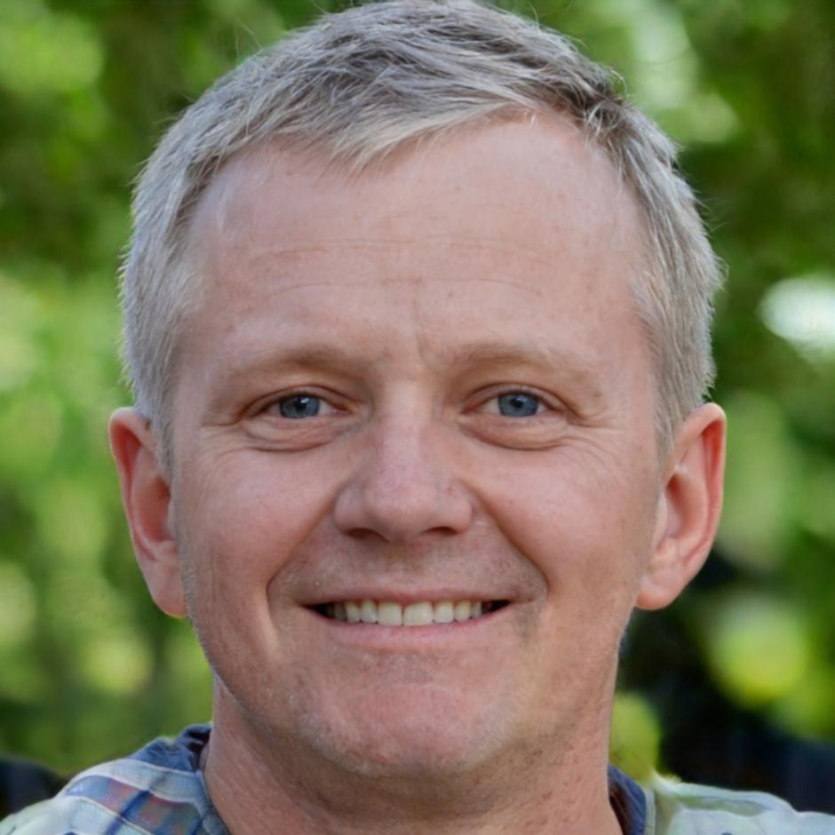 Nolan Reeves, Supply Chain Director